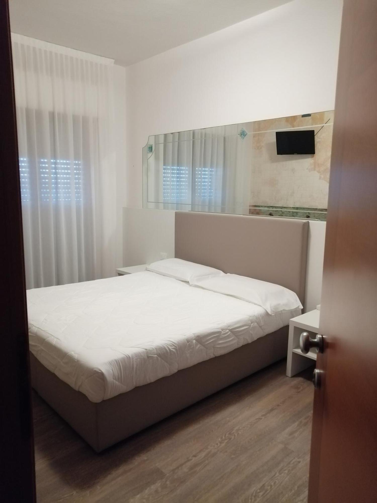 Hotel Columbia & Ninfea Τζεσόλο Λίντο Δωμάτιο φωτογραφία