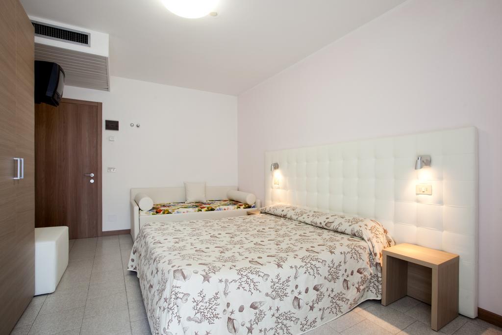 Hotel Columbia & Ninfea Τζεσόλο Λίντο Εξωτερικό φωτογραφία