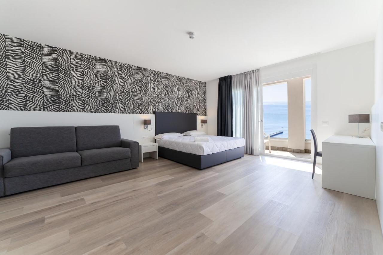 Hotel Columbia & Ninfea Τζεσόλο Λίντο Εξωτερικό φωτογραφία