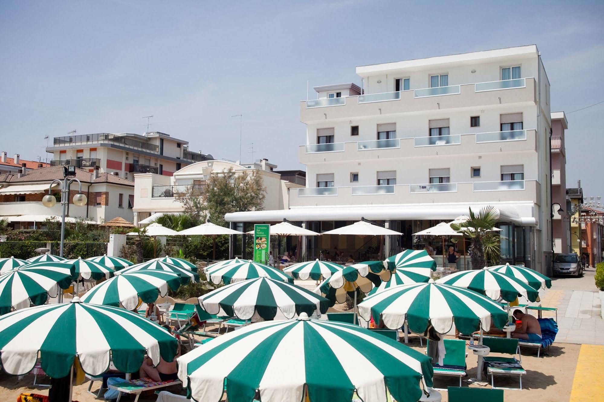 Hotel Columbia & Ninfea Τζεσόλο Λίντο Εξωτερικό φωτογραφία